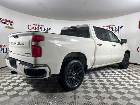 New 2026 Chevrolet Silverado 1500 Custom w/ LPO, Dark Essentials Package RWD image 7