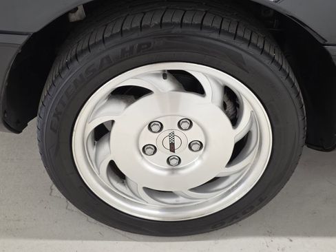 Used 1995 Chevrolet Corvette Coupe RWD image 41
