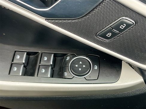 Used 2021 Ford Explorer XLT w/ Equipment Group 202A image 17