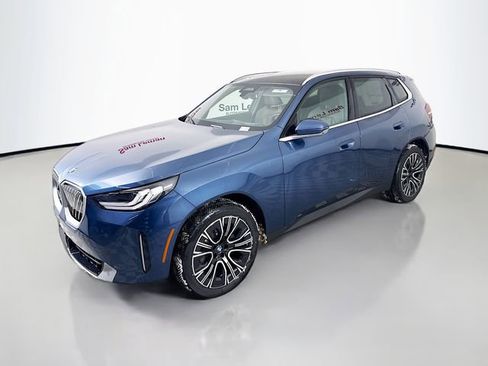 New 2026 BMW X3 xDrive30 w/ Premium Package image 3