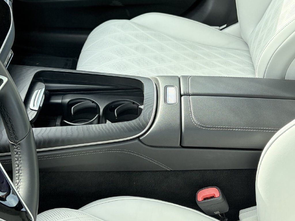 Used 2024 Mercedes-Benz E 450 4MATIC Sedan image 7