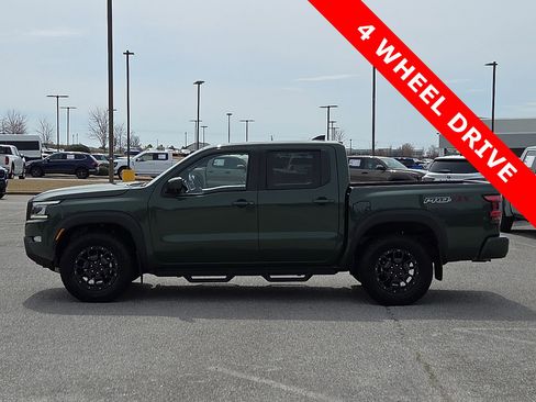 Used 2022 Nissan Frontier PRO-4X w/ Pro-4X Premium Package image 3