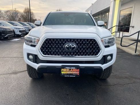 Used 2019 Toyota Tacoma TRD Sport image 8