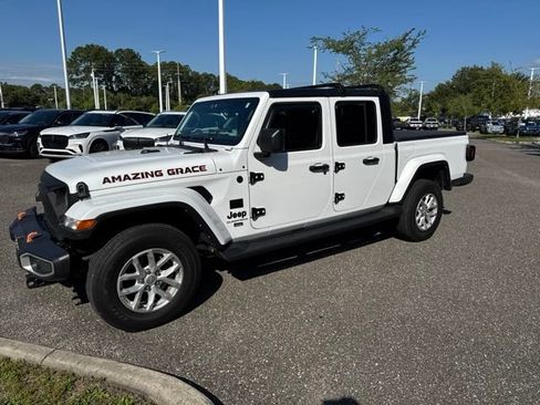 Used 2023 Jeep Gladiator Sport AWD/4WD image 16