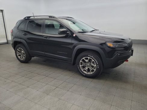 Used 2022 Jeep Cherokee Trailhawk w/ Comfort/Convenience Group image 11