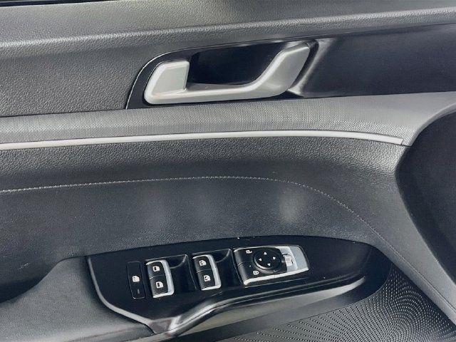 Used 2023 Kia K5 GT-Line w/ GT-Line Premium Package FWD image 19