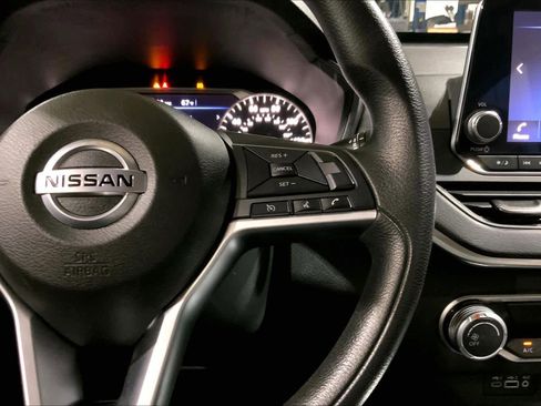 Used 2022 Nissan Altima 2.5 SV image 25