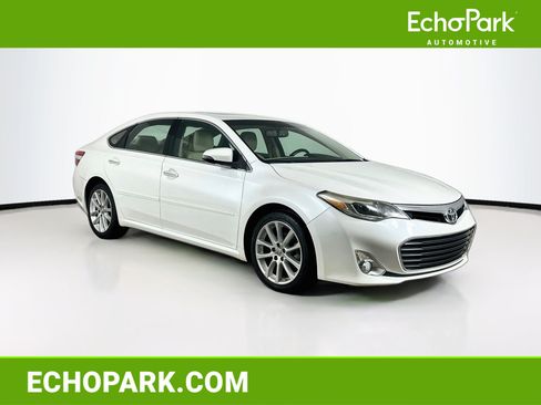 Used 2013 Toyota Avalon Limited FWD image 1