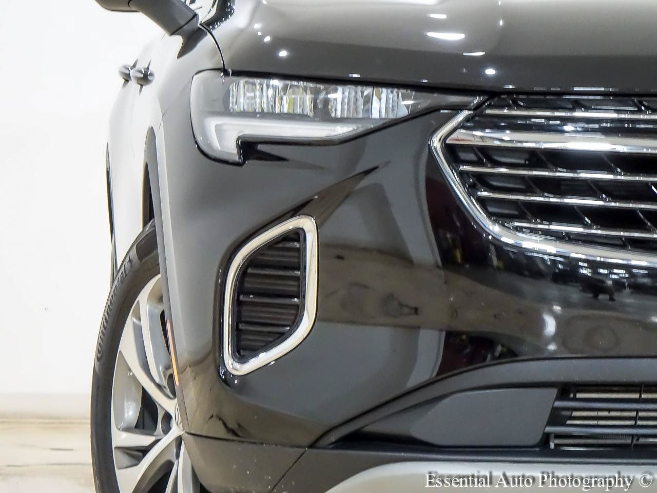 Used 2022 Buick Envision Essence w/ Safety Package AWD/4WD image 6
