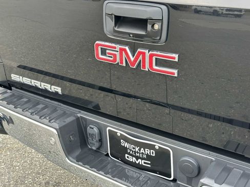 Used 2018 GMC Sierra 1500 SLT w/ SLT Premium Package image 13