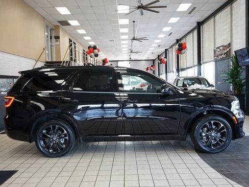 Used 2023 Dodge Durango R/T w/ Hemi Orange Plus Package image 20