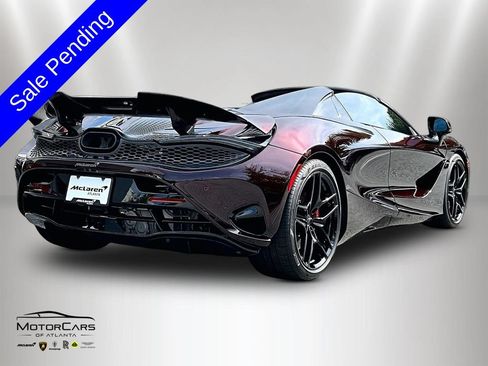 Used 2027 McLaren 750S Spider RWD image 12