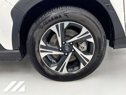 Used 2024 Subaru Crosstrek 2.0i Premium image 32