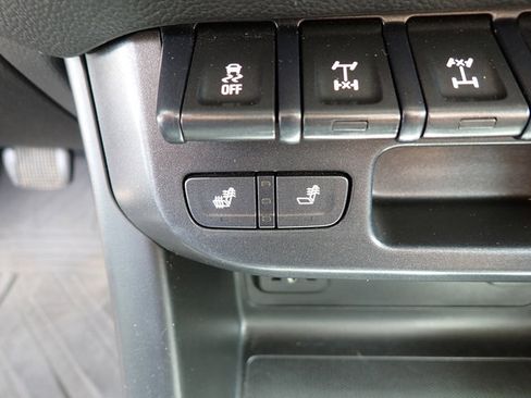 Used 2020 Chevrolet Colorado ZR2 image 20