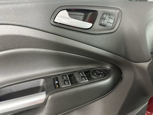 Used 2017 Ford Escape Titanium AWD/4WD image 25