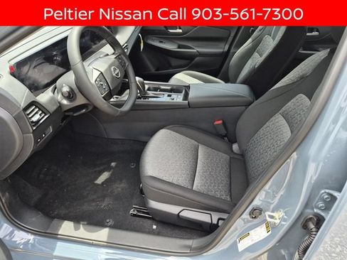 New 2026 Nissan Sentra SV w/ SV Convenience Package FWD image 7