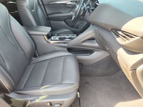 Used 2023 Buick Envision Essence FWD image 17
