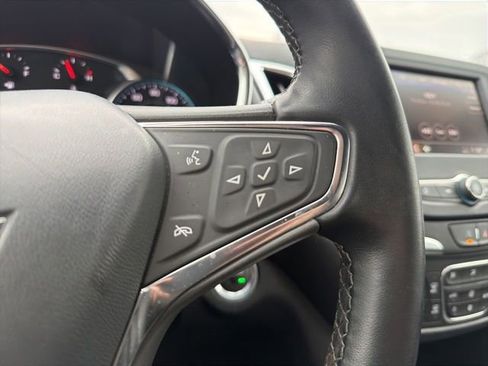 Used 2024 Chevrolet Equinox LT w/ LPO, Floor Liner Package image 38