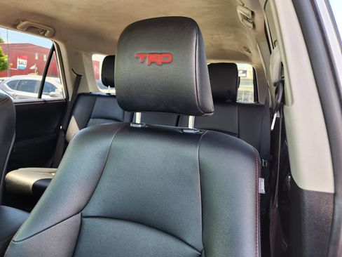Used 2019 Toyota 4Runner TRD Off-Road Premium AWD/4WD image 11