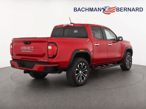 Used 2026 GMC Canyon Denali AWD/4WD image 7