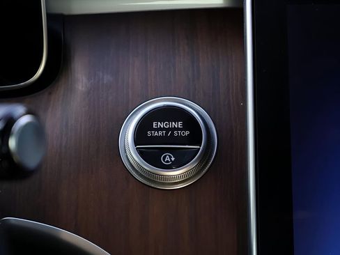 Certified 2022 Mercedes-Benz C 300 4MATIC Sedan image 27