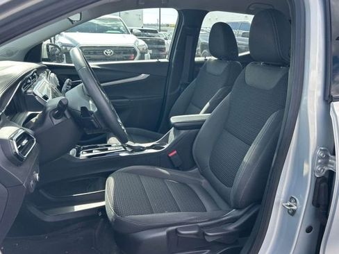 Used 2022 Chevrolet Bolt EUV LT image 8