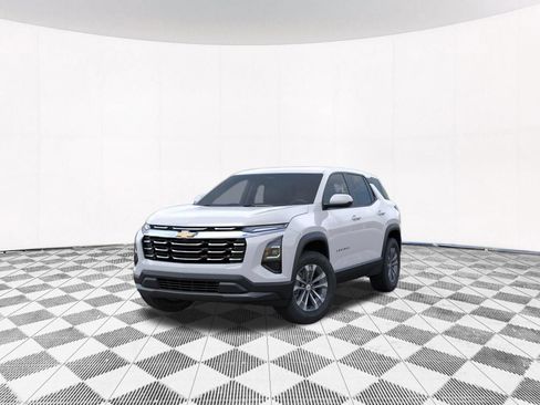 New 2026 Chevrolet Equinox LT AWD/4WD image 2