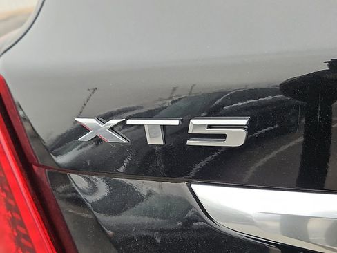 Used 2023 Cadillac XT5 Premium Luxury image 14