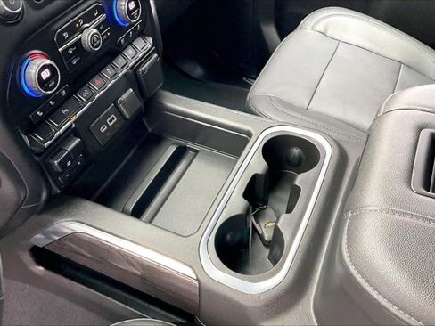 Used 2022 Chevrolet Silverado 1500 LTZ image 16