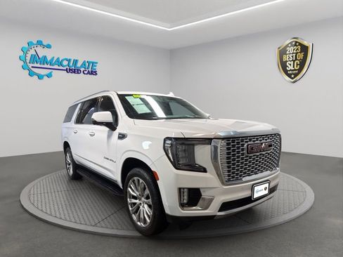 Used 2022 GMC Yukon XL Denali image 7