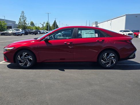 New 2025 Hyundai Elantra Sport image 7