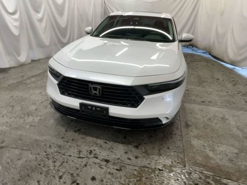 Used 2023 Honda Accord EX-L image 13