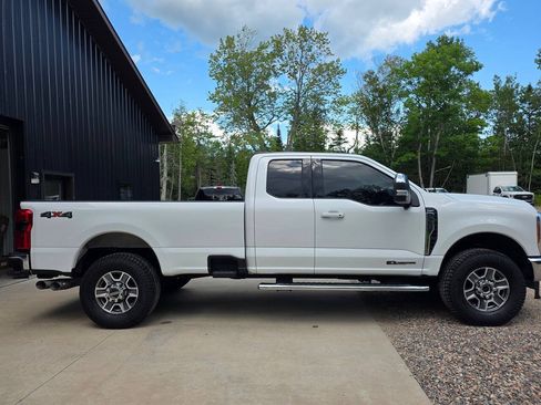 Used 2023 Ford F350 Lariat w/ Snow Plow/Camper Package AWD/4WD image 10