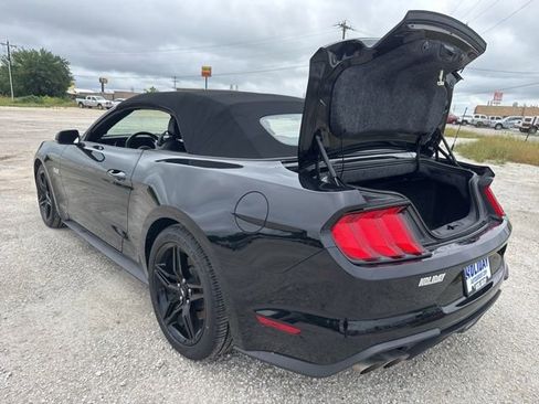 Used 2019 Ford Mustang GT Premium w/ GT Performance Package RWD image 4