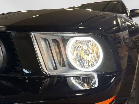 Used 2007 Ford Mustang GT Premium image 12