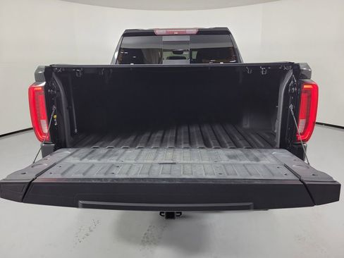 Used 2019 GMC Sierra 1500 AT4 w/ AT4 Premium Package AWD/4WD image 8