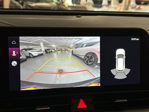 Used 2023 Kia Sportage EX image 27