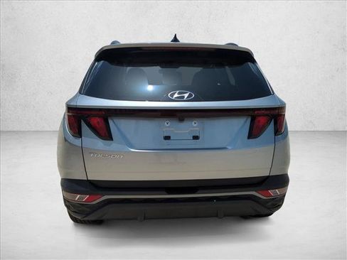 Used 2024 Hyundai Tucson SEL FWD image 6