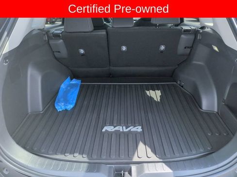 Certified 2025 Toyota RAV4 LE AWD/4WD image 27