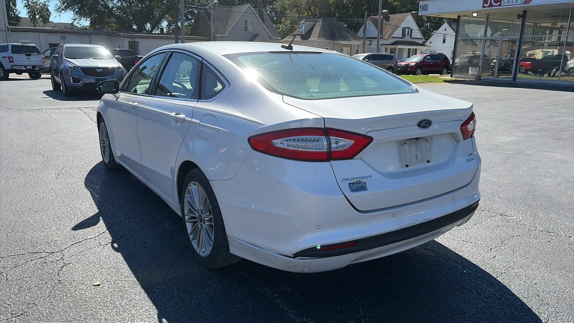 Used 2015 Ford Fusion SE w/ Equipment Group 202A FWD image 7