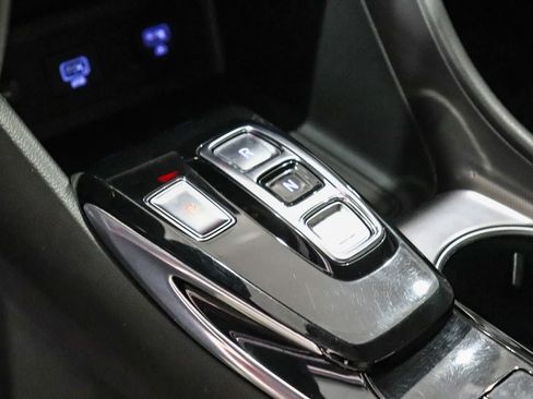 Used 2021 Hyundai Sonata SEL w/ Preferred Accessory Package FWD image 19