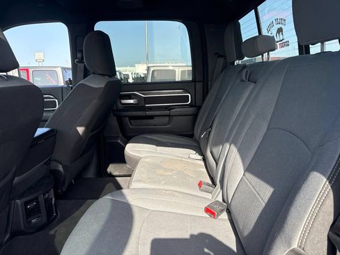 Used 2024 RAM 2500 Big Horn w/ Level 2 Equipment Group AWD/4WD image 12
