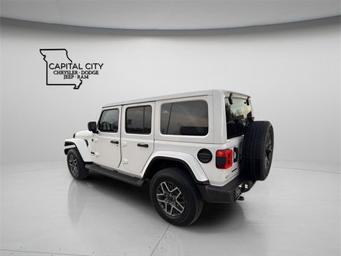 New 2026 Jeep Wrangler Sahara image 7