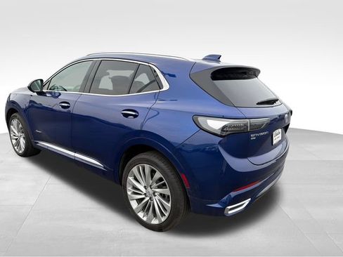 Used 2024 Buick Envision Avenir AWD/4WD image 3