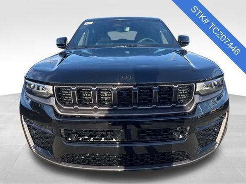New 2026 Jeep Grand Cherokee Limited image 2