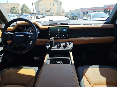 Used 2023 Land Rover Defender 130 X image 10