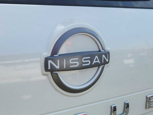 Used 2022 Nissan Rogue SV w/ SV Premium Package image 29