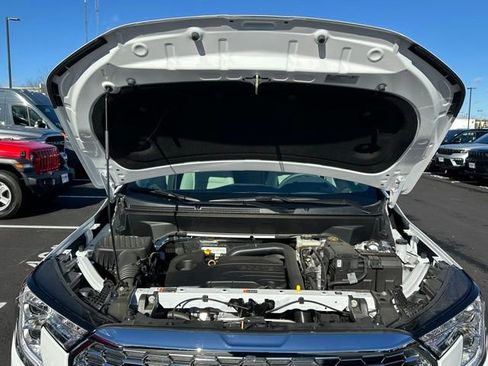 Used 2024 GMC Terrain Denali w/ Denali Premium Package image 16