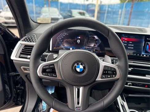 New 2026 BMW X7 M60i w/ Executive Package image 23