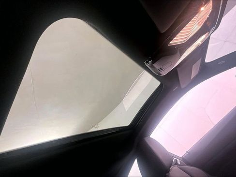 Used 2025 BMW 430i Coupe w/ Convenience Package image 22